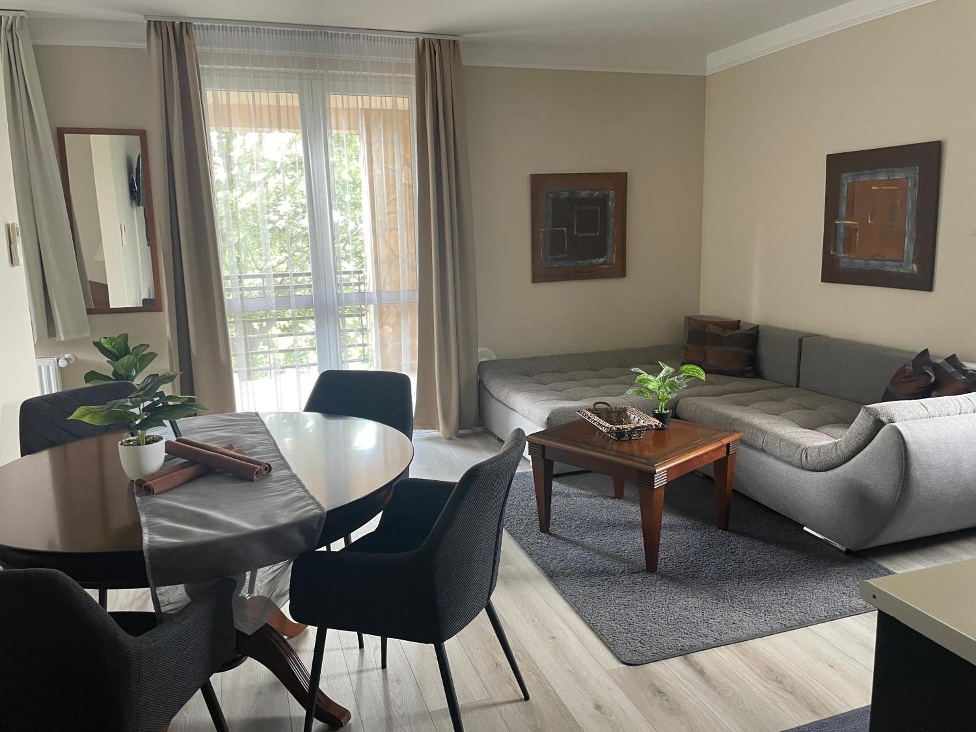Europa Birdland Apartman บุค ภายนอก รูปภาพ
